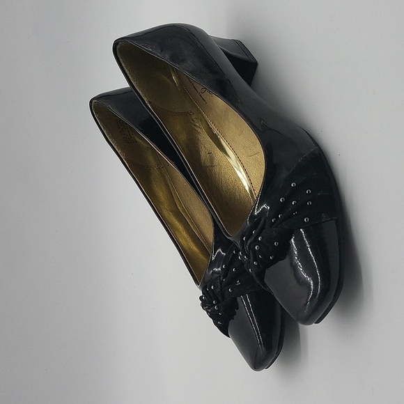 12- Soft Style Women's Shoes Size 8.5 M - Picture 2 of 9